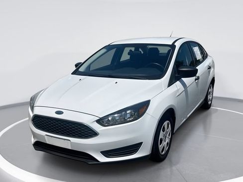Used 2018 Ford Focus S FWD image 1