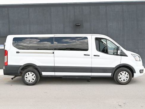Used 2023 Ford Transit 350 XLT image 7