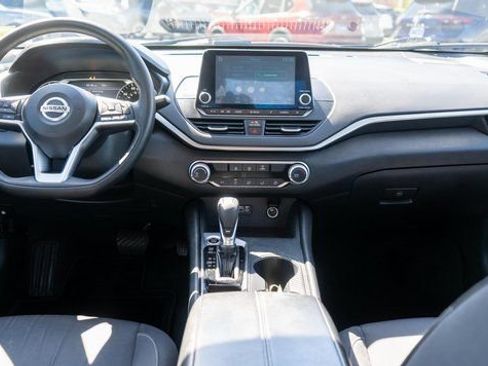 Used 2020 Nissan Altima 2.5 S AWD/4WD image 15