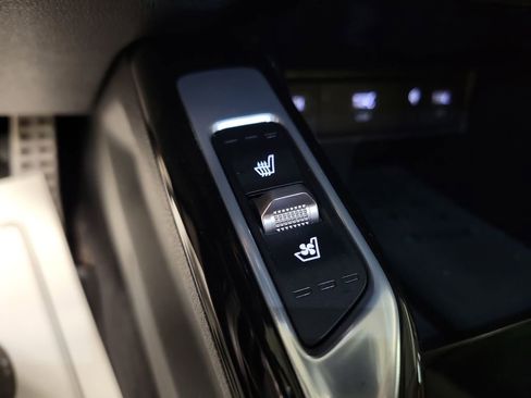 Used 2023 Kia Sorento SX Prestige image 17