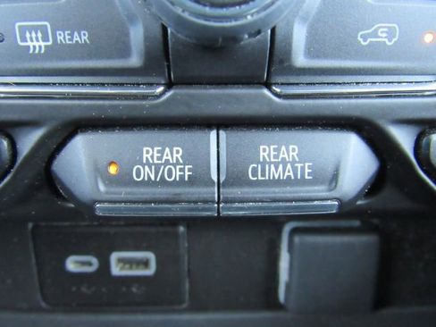 Used 2024 Chevrolet Tahoe Premier image 55