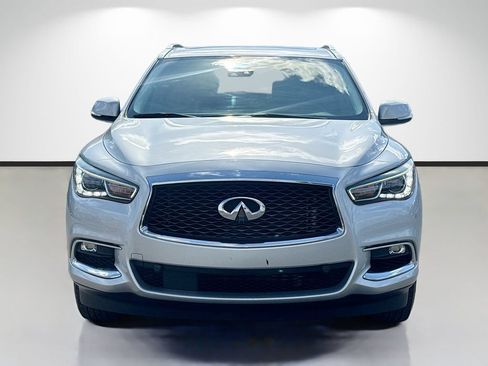Used 2019 INFINITI QX60 Luxe w/ Essential Package FWD image 8