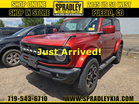 Used 2023 Ford Bronco Outer Banks AWD/4WD image 1