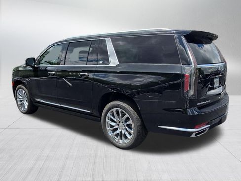 Used 2023 Cadillac Escalade ESV Premium Luxury w/ LPO, Radiant Package AWD/4WD image 4