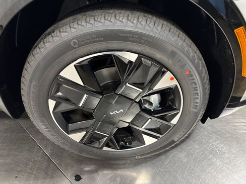 New 2026 Kia Sportage SX AWD/4WD image 14