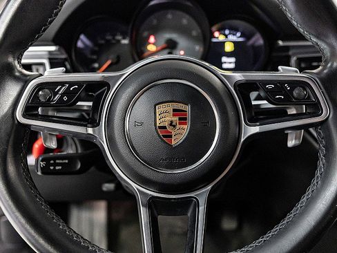 Used 2018 Porsche Macan S image 15