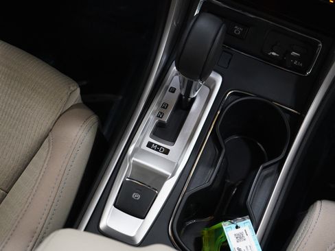 Used 2021 Subaru Ascent Premium w/ Convenience Package image 19