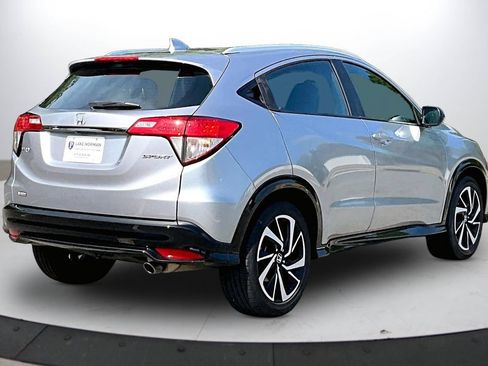 Used 2019 Honda HR-V Sport image 9