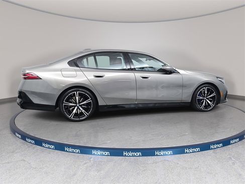 Used 2026 BMW 530i xDrive 530i xDrive w/ M Sport Package image 5