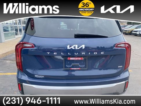 Used 2023 Kia Telluride S w/ S Sunroof Package image 11