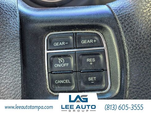 Used 2018 RAM 1500 Classic SLT image 25