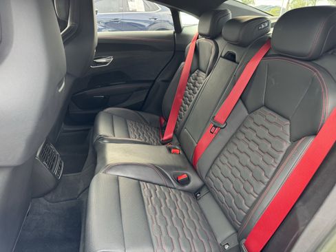 Used 2022 Audi RS e-tron GT w/ Year 1 Package image 33