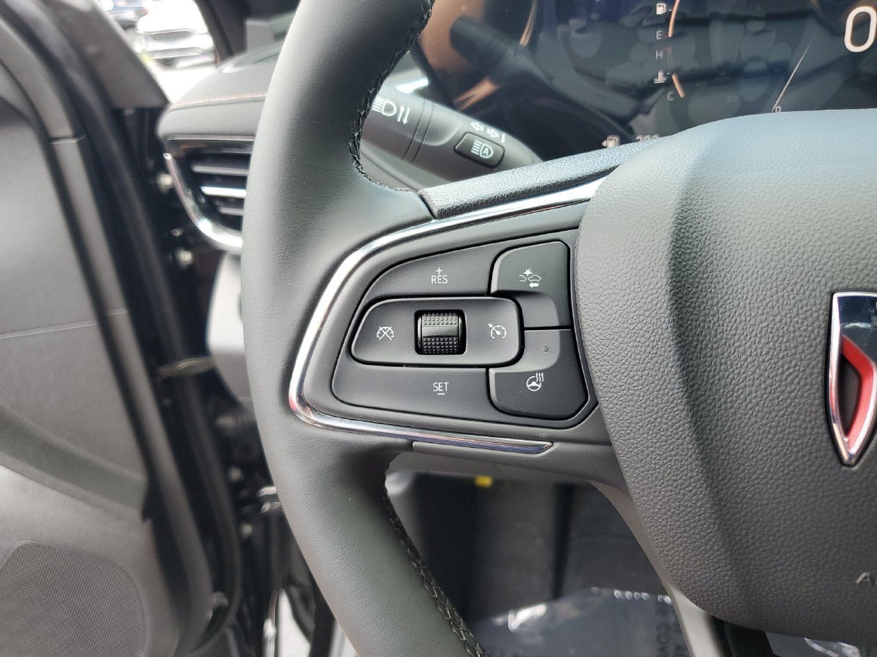 New 2026 Buick Envista Avenir FWD image 28