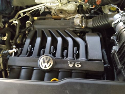Used 2019 Volkswagen Atlas SEL FWD image 30