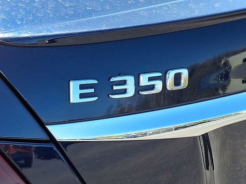 Used 2020 Mercedes-Benz E 350 4MATIC Sedan image 29