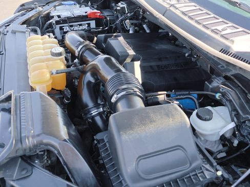 Used 2018 Ford F150 XLT image 46