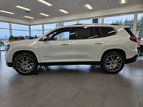 New 2026 GMC Acadia Denali Ultimate AWD/4WD image 2