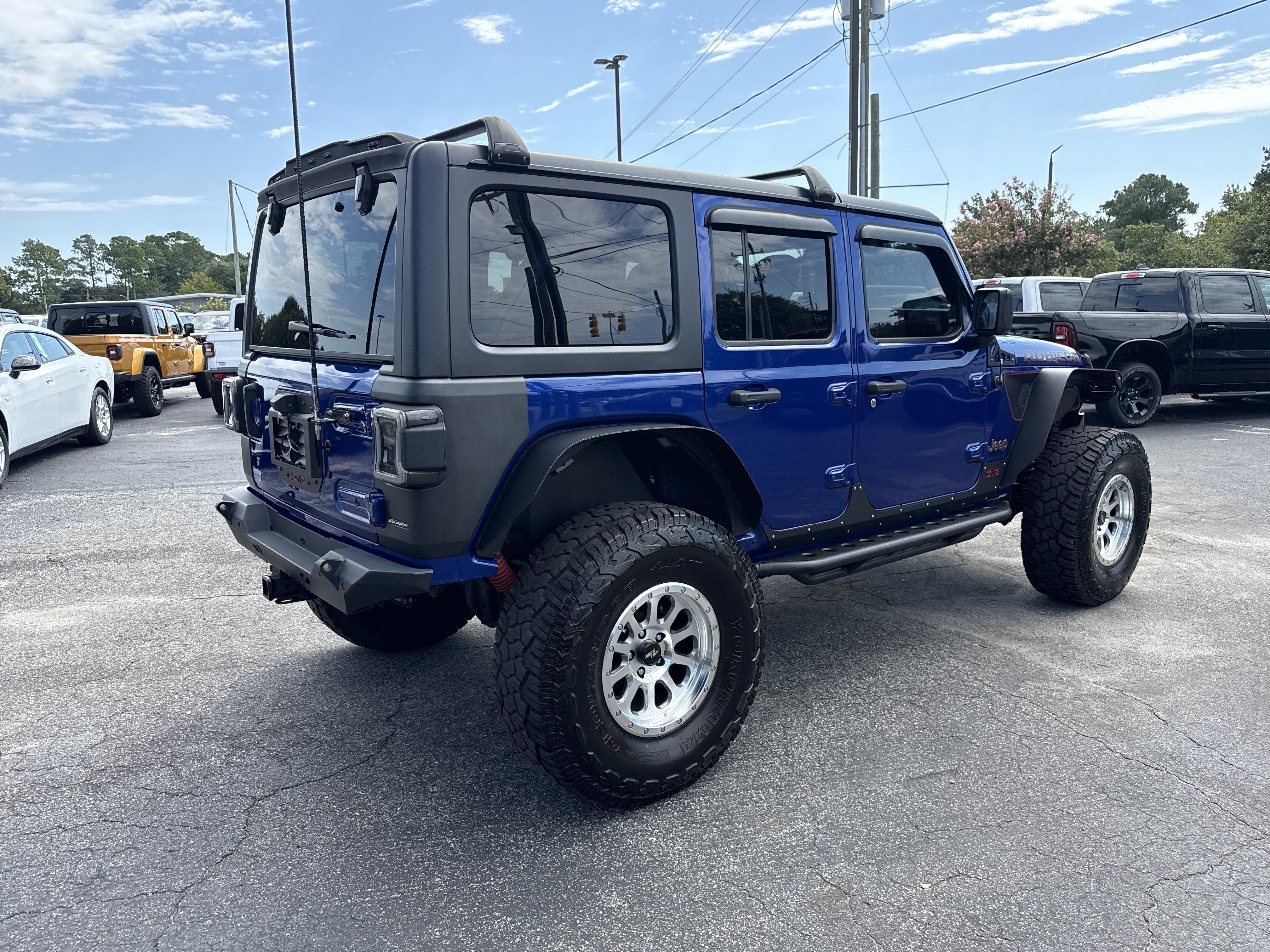 Used 2018 Jeep Wrangler Unlimited Rubicon AWD/4WD image 9