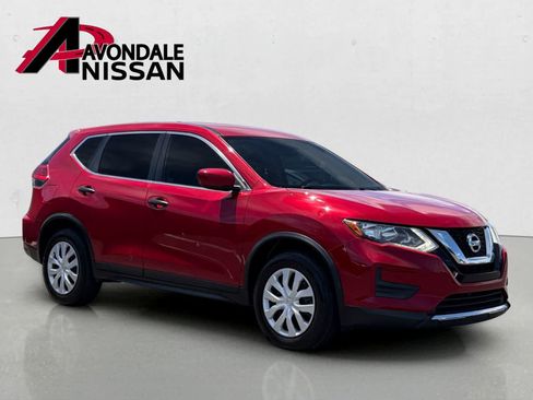 Used 2017 Nissan Rogue S FWD image 5