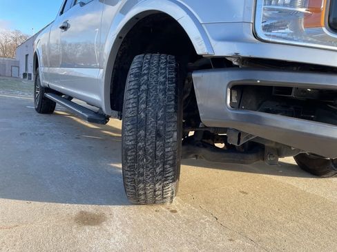 Used 2019 Ford F150 XLT w/ Equipment Group 302A Luxury image 15