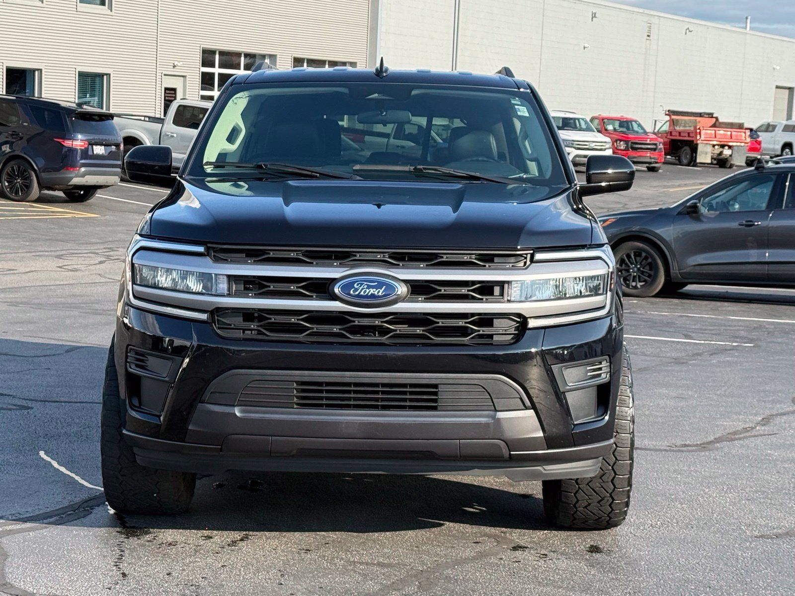 Used 2023 Ford Expedition XL AWD/4WD image 8