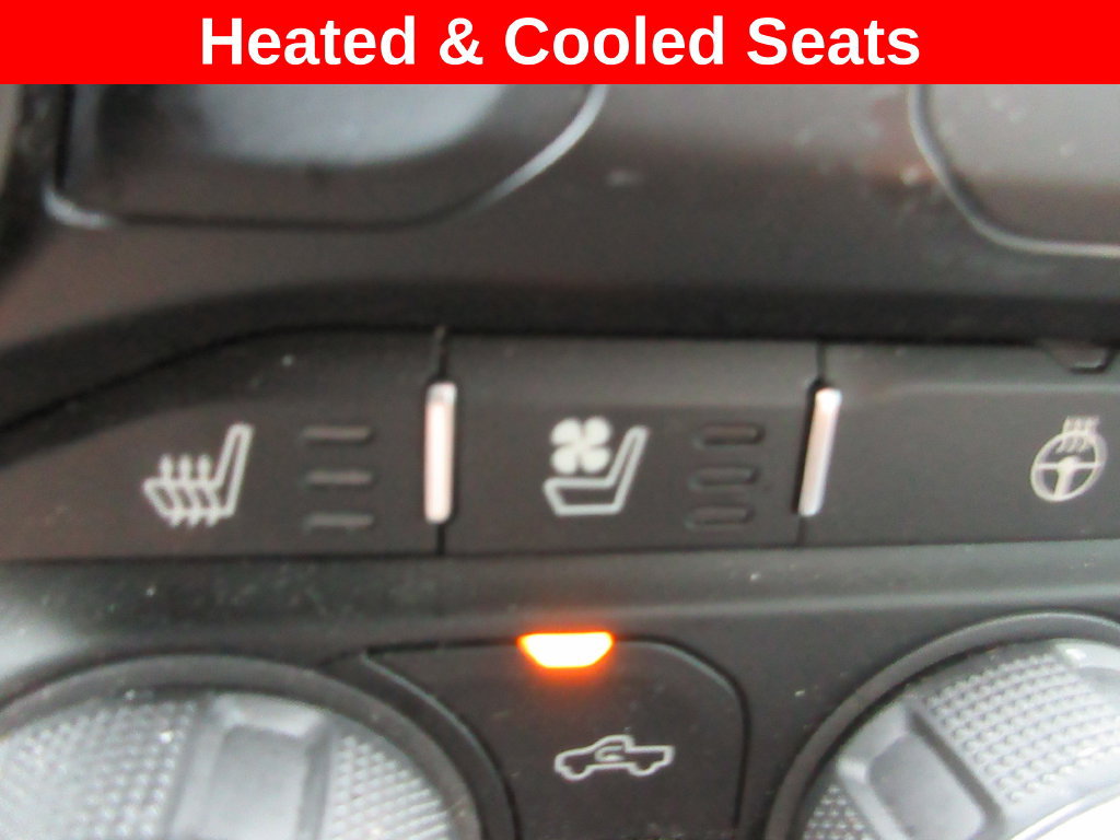 Used 2021 RAM 1500 Laramie AWD/4WD image 17