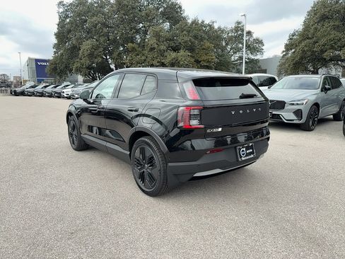 New 2026 Volvo EX30 Cross Country Ultra AWD/4WD image 4