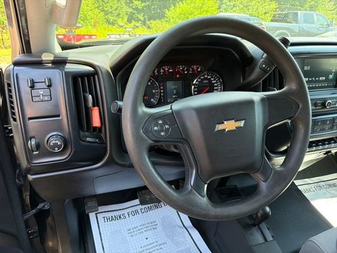 Used 2019 Chevrolet Silverado 2500 W/T AWD/4WD image 15