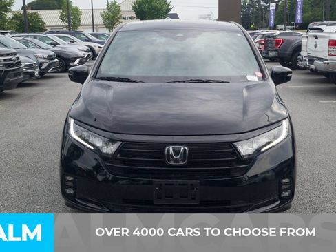 Used 2023 Honda Odyssey Sport image 2