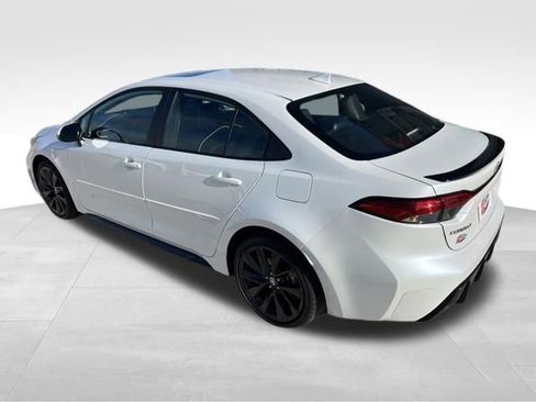 Used 2026 Toyota Corolla XSE FWD image 5