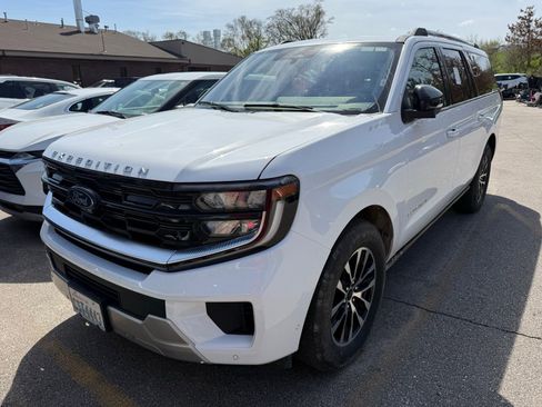 Used 2025 Ford Expedition Max Platinum image 5