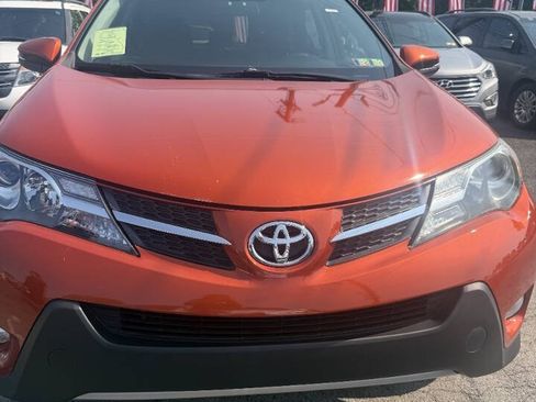 Used 2015 Toyota RAV4 XLE AWD/4WD image 18