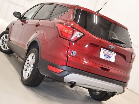 Certified 2019 Ford Escape SE image 33