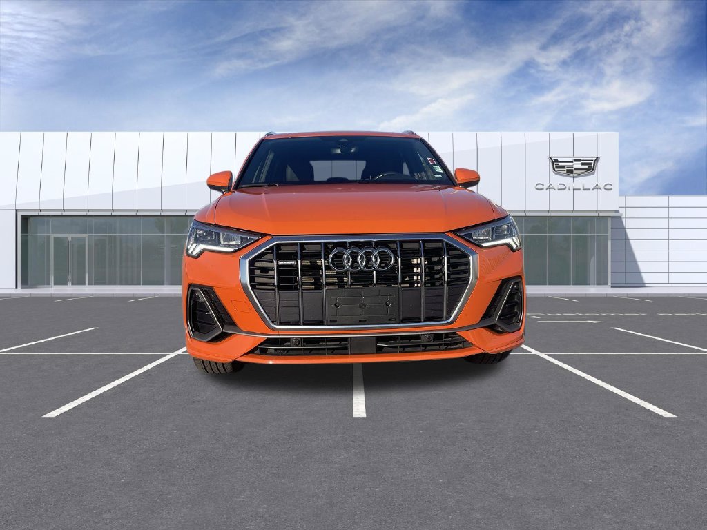 Used 2025 Audi Q3 2.0T Premium AWD/4WD image 3