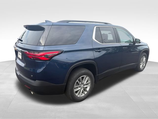 Used 2023 Chevrolet Traverse LT w/ Rear Camera Mirror Package AWD/4WD image 6