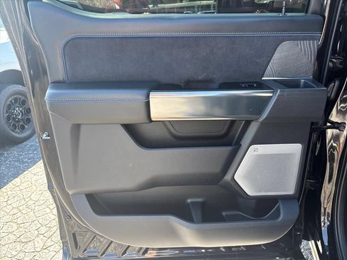 Used 2025 Ford F250 Platinum AWD/4WD image 18
