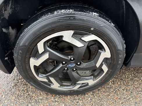 Used 2023 Subaru Crosstrek 2.5i Limited image 8