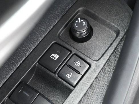 Certified 2026 Toyota Corolla SE w/ SE Package FWD image 11