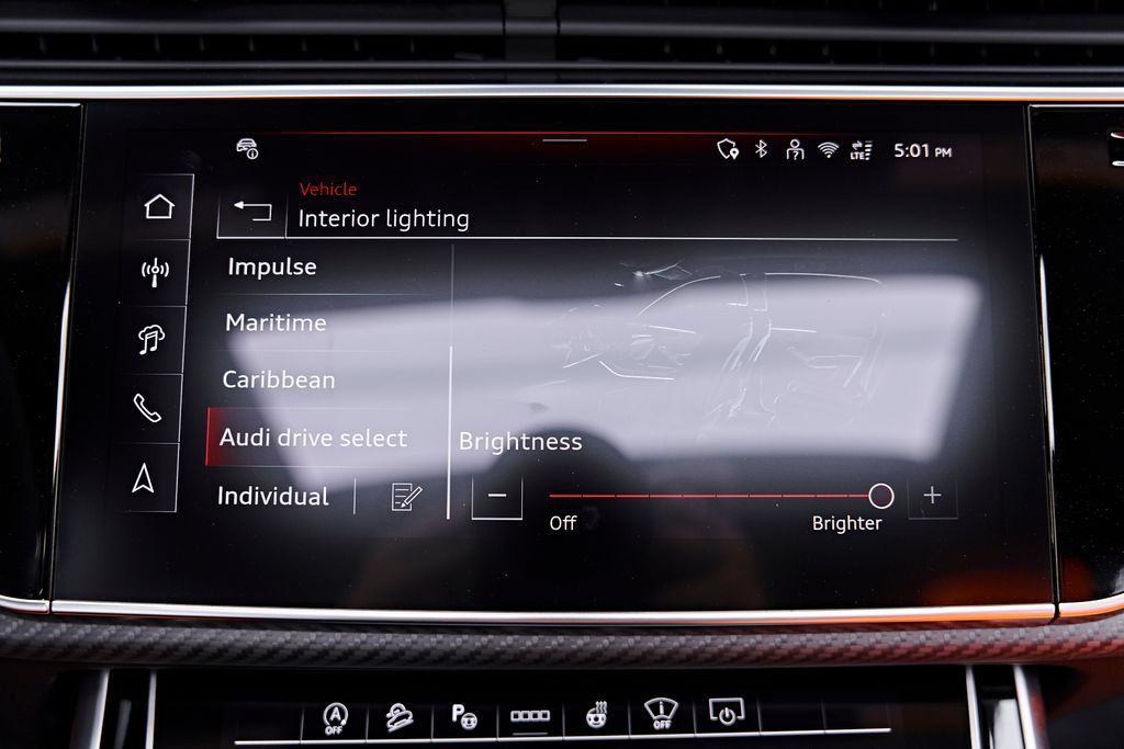 Used 2026 Audi RS Q8 performance AWD/4WD image 97
