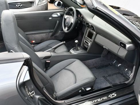 Used 2006 Porsche 911 Carrera 4S image 19