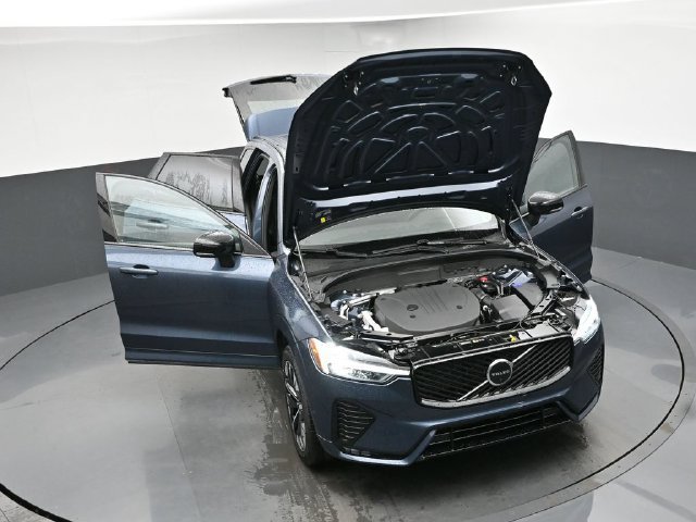 New 2027 Volvo XC60 B5 Plus AWD/4WD image 50