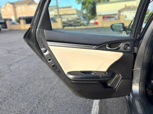 Used 2017 Honda Civic EX-L image 14