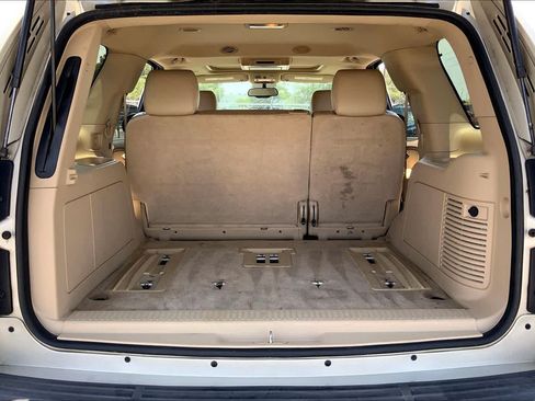 Used 2013 Chevrolet Tahoe LT RWD image 34