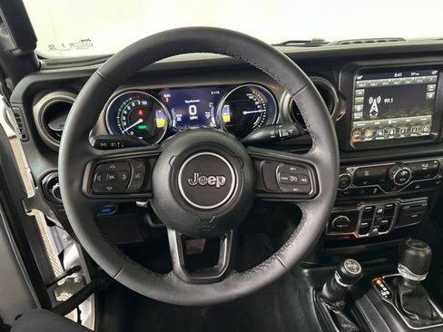 Used 2023 Jeep Wrangler Unlimited w/ 8.4" Radio Group image 14