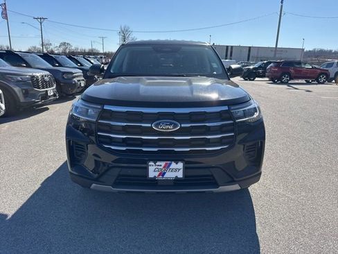 New 2026 Ford Explorer Active image 8