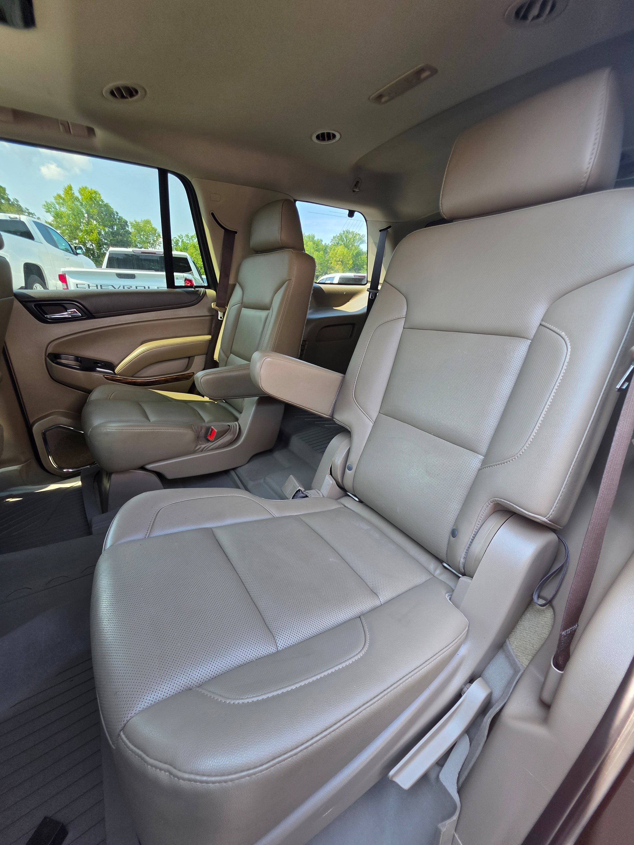 Used 2017 GMC Yukon SLT w/ Open Road Package RWD image 24