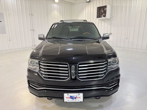 Used 2017 Lincoln Navigator Select RWD image 33