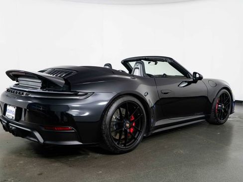 Used 2025 Porsche 911 Carrera 4 GTS image 8