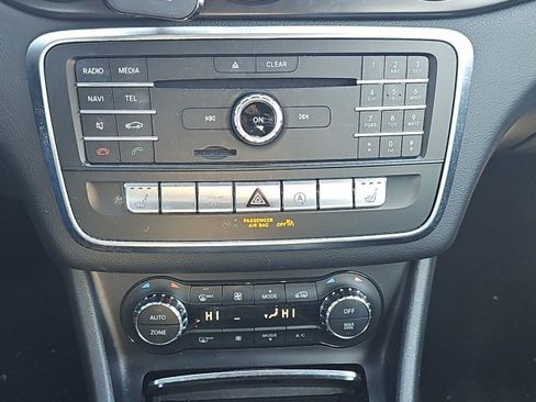 Used 2018 Mercedes-Benz CLA 250 4MATIC image 6