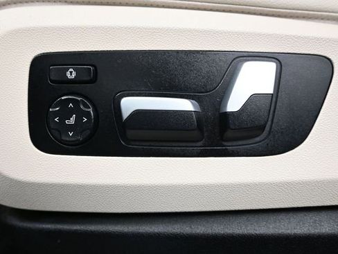 Used 2019 BMW X5 xDrive40i w/ Convenience Package AWD/4WD image 8